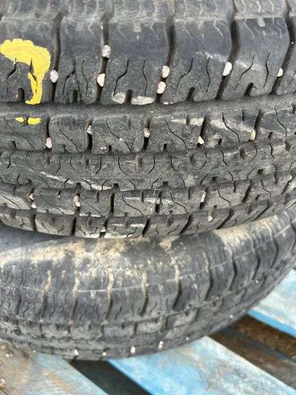 4 tires and rims - ST205/75R15 (2 tread patterns)