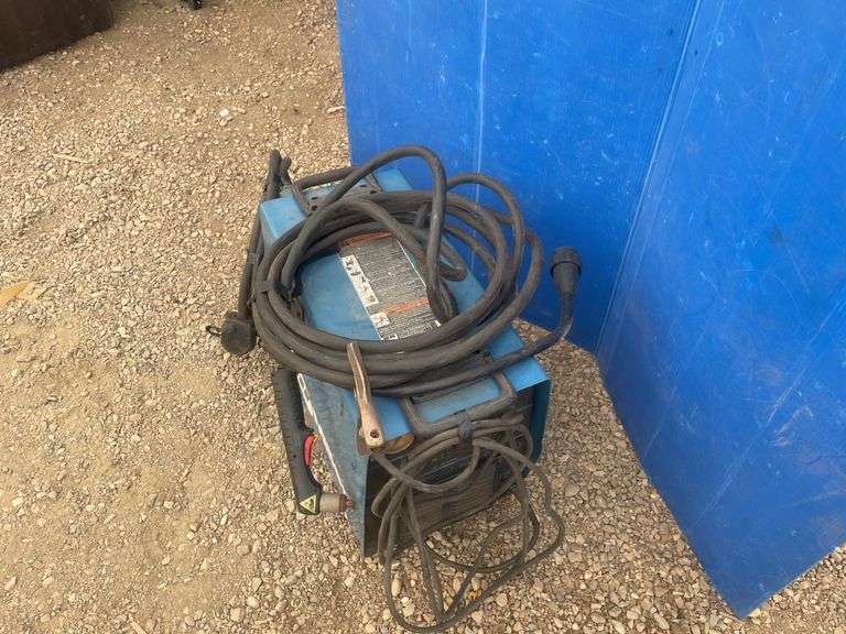 Miller spectrum 2050 plasma cutter, owner says working condition but needs new gun or repairs