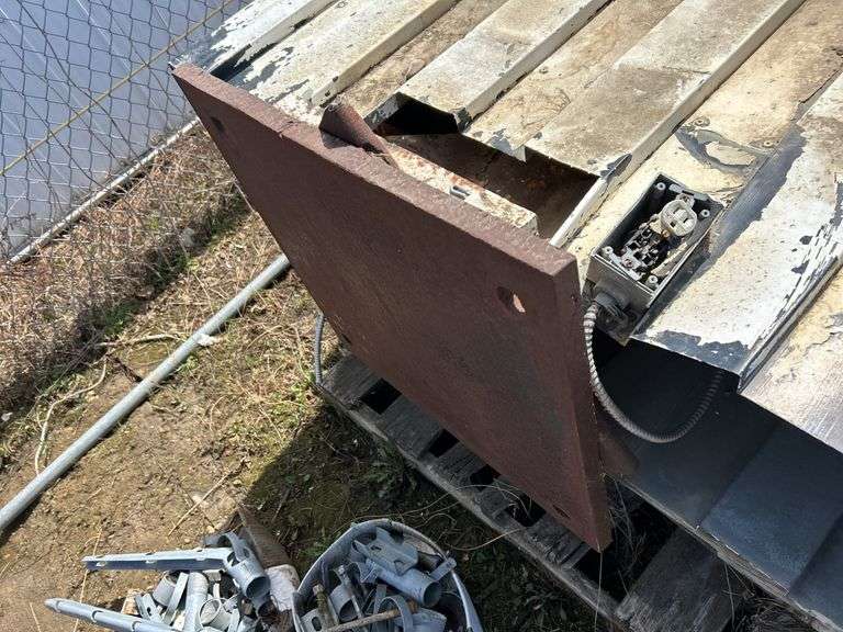 Large light up sign - Condition Unknown - Overall height is 20'