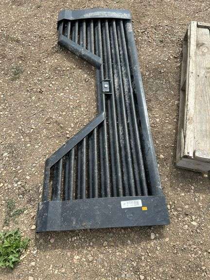 Airflow tailgate 63"W