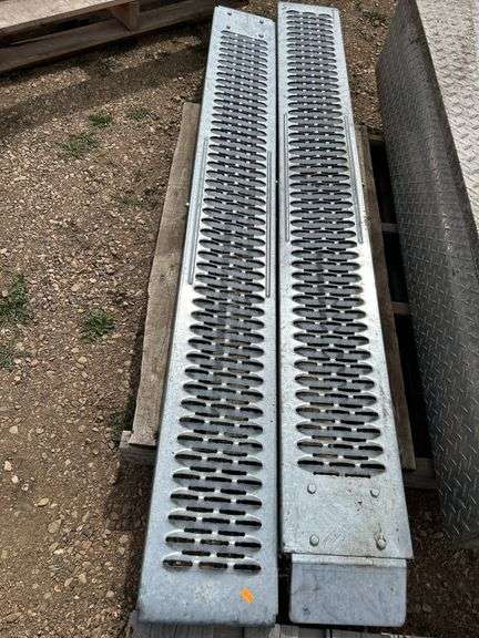 Pair of 6' ATC quad ramps