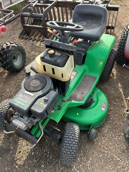 Sabre Riding mower - runs