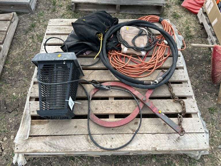 Bug zapper, extension cord, tool pouch, fuel hose etc