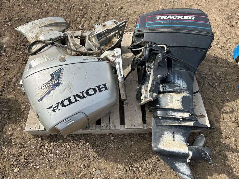 Honda 40hp outboard and Mercury 40hp outboard - FOR PARTS