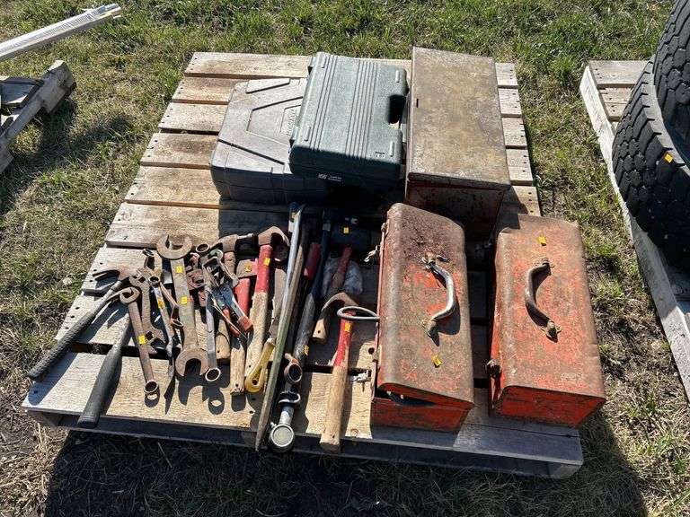 Pallet with misc hand tools and untested power tools