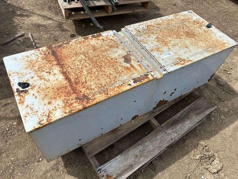 Gull wing truck box - 54"L x 18.5"W x 21"T NO KEYS