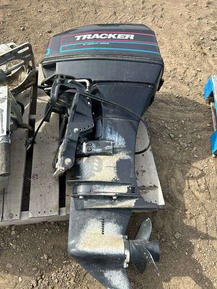 Honda 40hp outboard and Mercury 40hp outboard - FOR PARTS