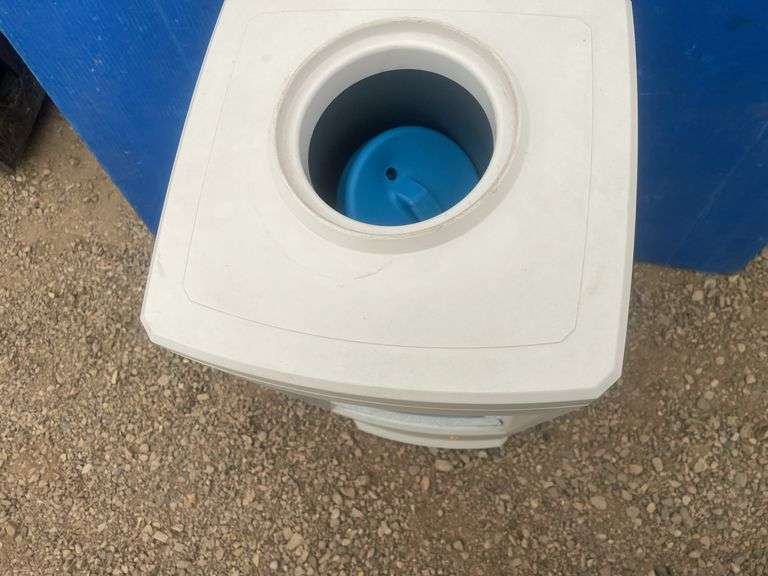 Hot and cold water dispenser  - condition unknown