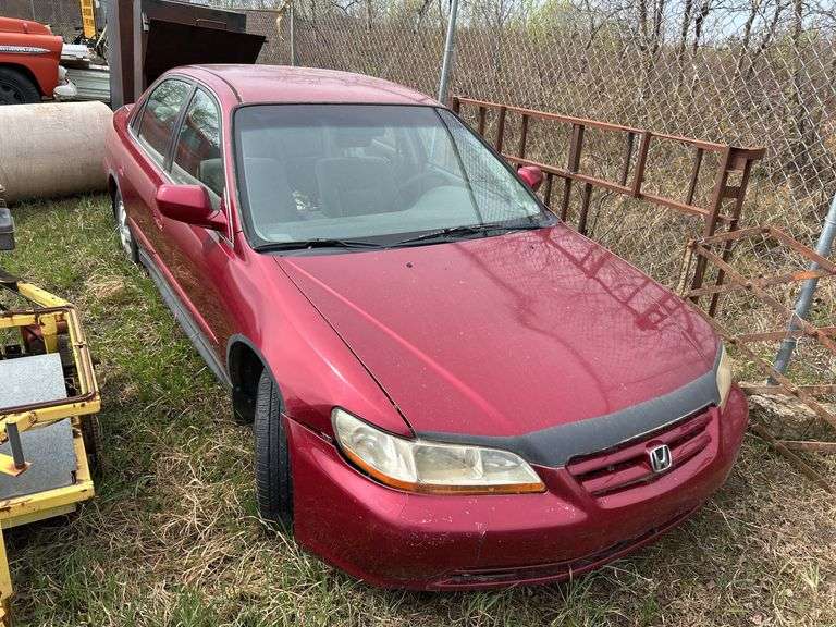 2001 Honda Accord PARTS CAR