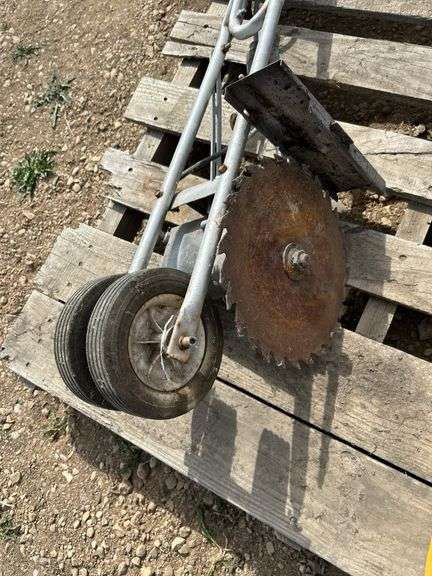 Homemade lawn edger, hedge trimmer, 2 boat paddles