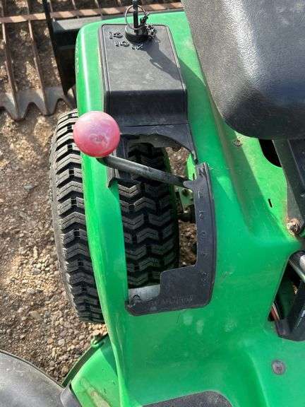 Sabre Riding mower - runs