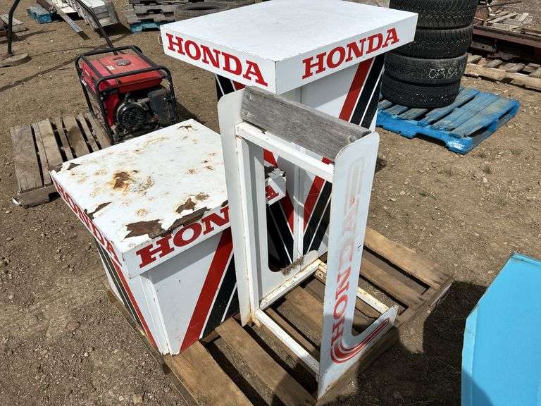 Pallet with Honda display stands