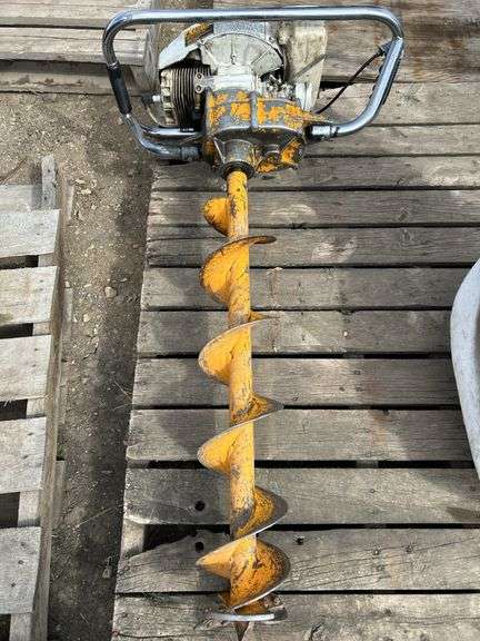 Gas drive post hole auger - customer says runs