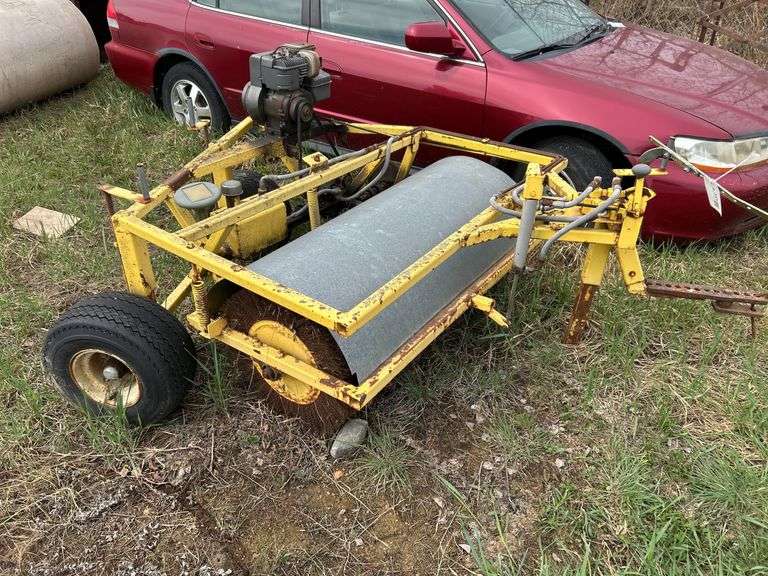 48" Gas driven sweeper