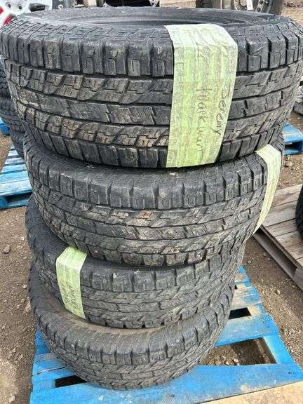 4 Yokohama tires -35x12.50R20