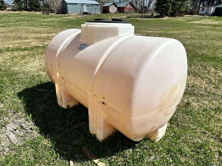 OFFSITE TWAY: 270IMP gal Poly Tank