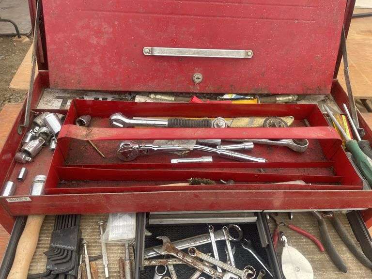 Craftsman 9 drawer toolbox comes with contents, no key
