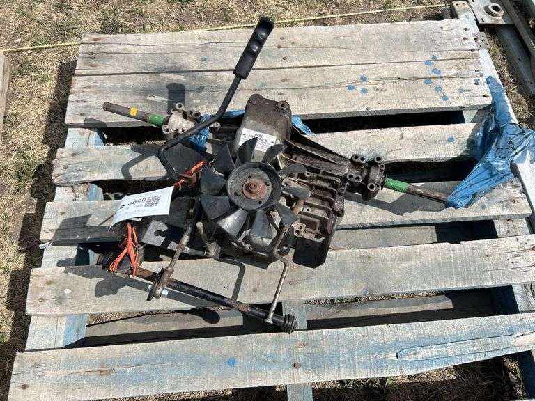 Tansmission and rearend off of Craftsman lawnmower