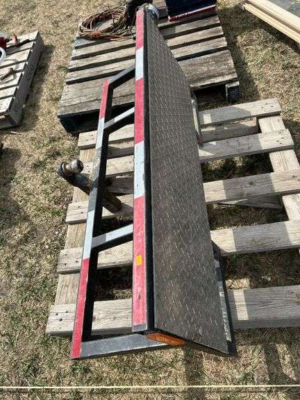 Hitch mounted extenion deck 48"x16" with ball