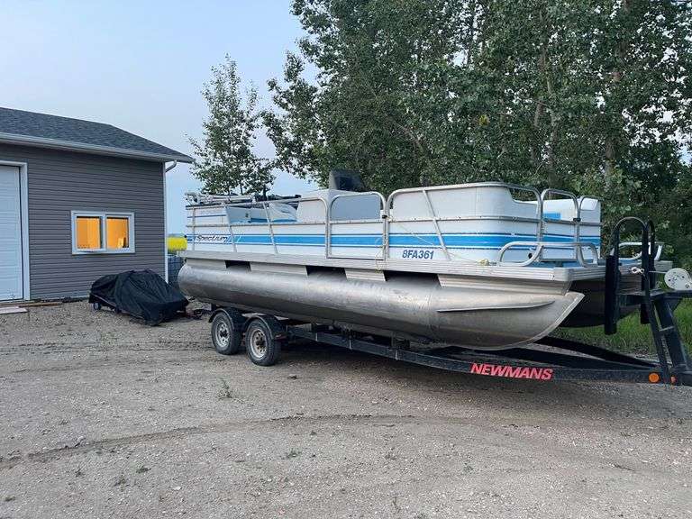 1994 Spectrum Cruiser 20' Pontoon boat