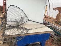 Pair of dip nets