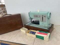 Owner says Working singer portable sewing machine
