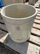 4 gal Medalata crock - no visible cracks but please come and inspect yourself