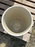 4 gal Medalata crock - no visible cracks but please come and inspect yourself