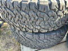 4 tires BF Goodrich LT265/75R16