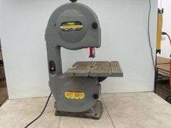7 1/2" Trademaster bandsaw -  runs but condition unknown