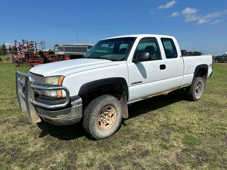 2004 Chev 2500 3/4ton 4x4 Heavy Duty