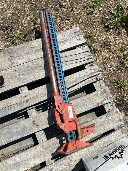 36” jackall