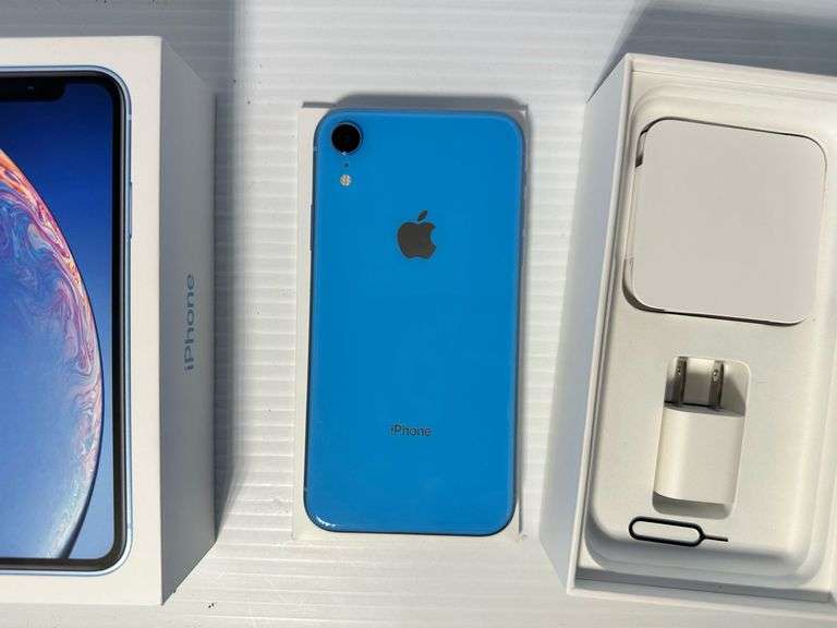 iPhone XR 64GB