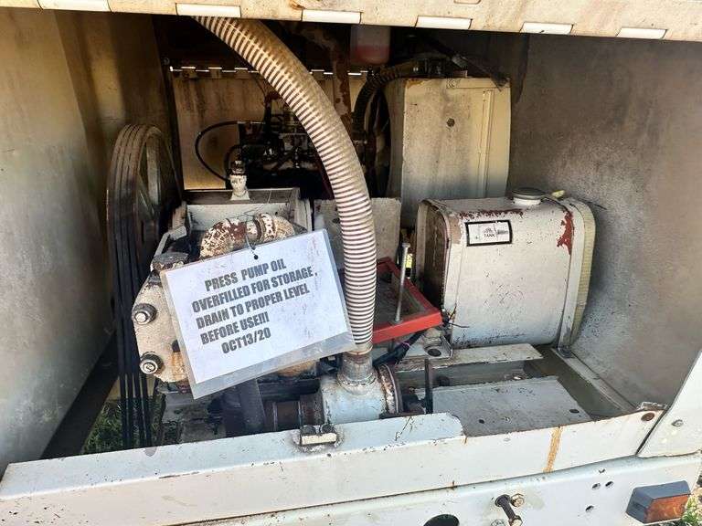 FMC Sewer Flusher/Cleaner