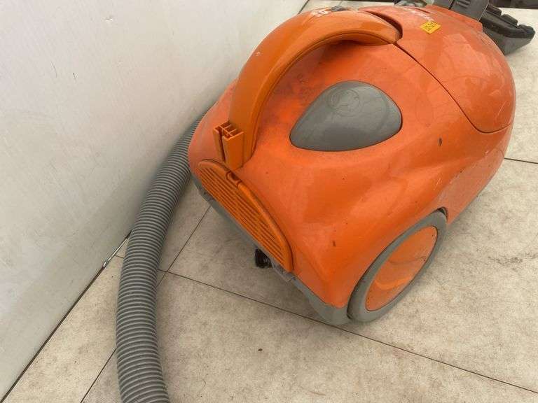 Hoover vacuum cleaner -  works