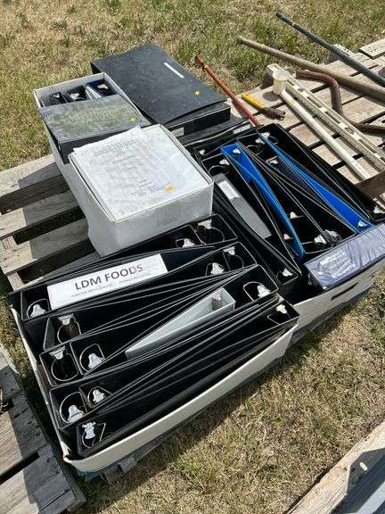 Qty of binders