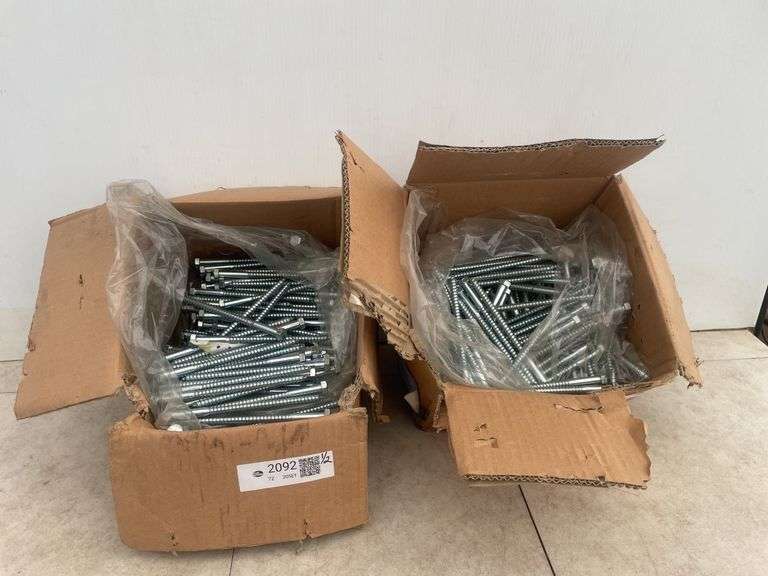 Large quantity of 3/8" x 6" hex lag screws