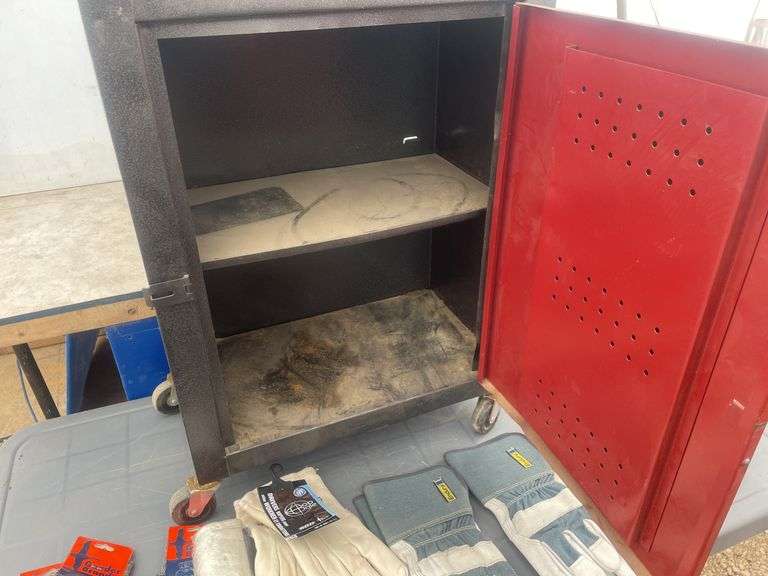 Small tool box - 19"W x 28"H x 11"D comes with a quantity of gloves