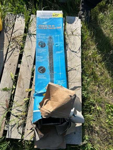 UNUSED 2500lb 12v trailer jack
