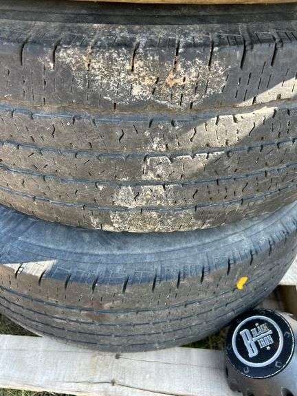 4 tires/rims Firestone LT275/70R18