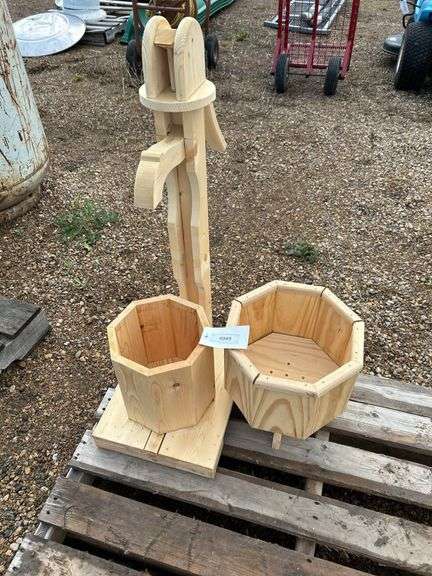 Locally made planters, wishing well & small planter