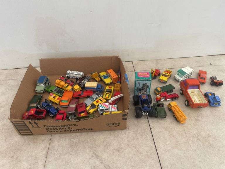 Quantity of toy cars