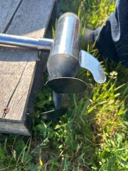Trolling motor 20 - 30 lb thrust - owner says works
