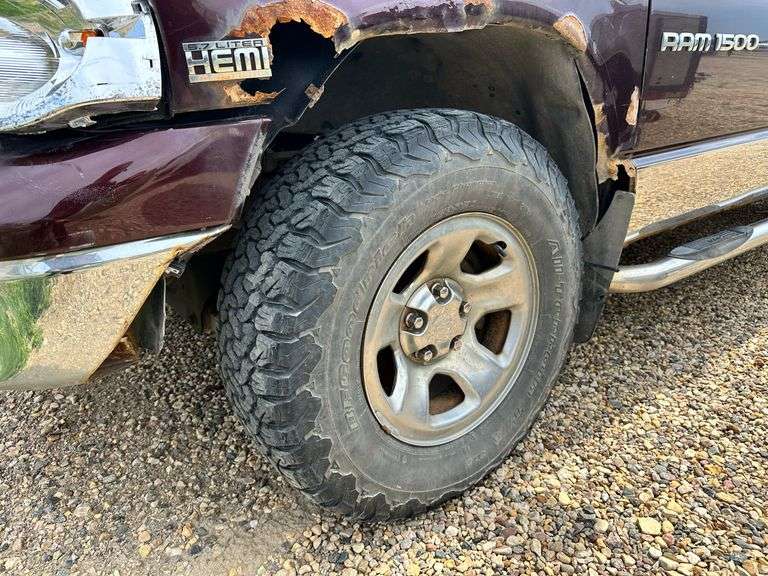 OFFSITE MELFORT: 2004 Dodge 1500