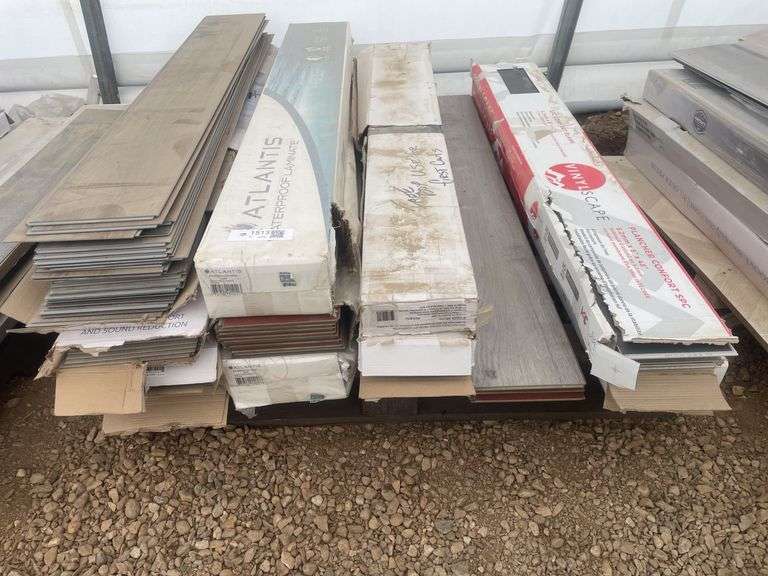 Pallet of assorted flooring