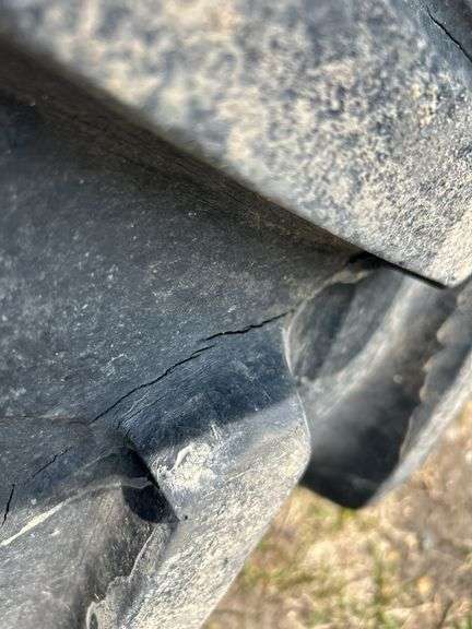 Pair of tires 380/85R30