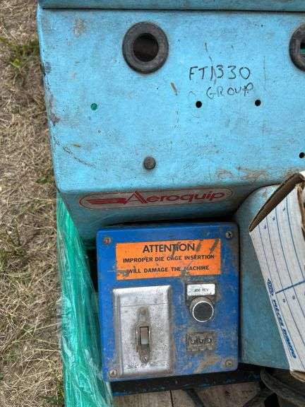 Hydraulic hose crimper - condition unknown