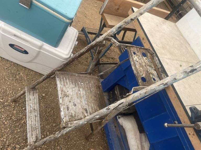 Step ladder and a 5" swivel base vice