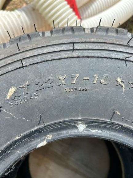 Pair of UNUSED Holeshot XC quad tires AT22x7-10