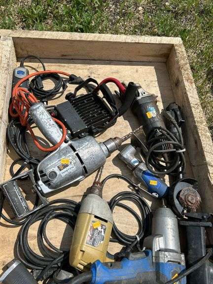 Qty of power tools - condition unknown